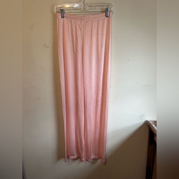 Vanity Fair Vintage 2 Pc Nylon Pajama Set Light Pink‎ Size Medium Lace Button Up - Picture 4 of 5